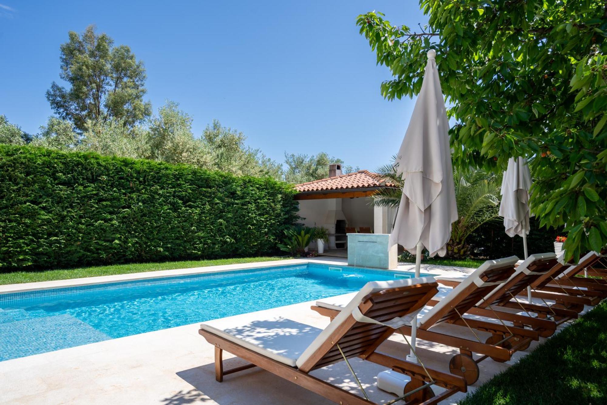 Apartments Maras Porec Exterior photo